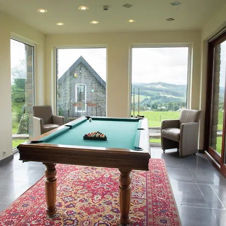 別荘 Group With Pool, Chevron *