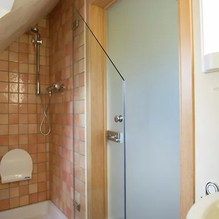 Group Stay With Pool, Chevron Semesterbostad