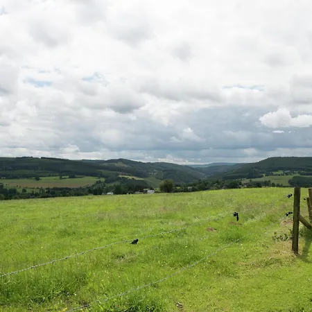 Group With Pool, Chevron 別荘 Habiemont