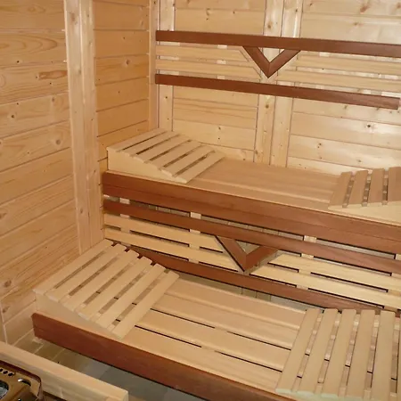 Group Stay With Pool, Chevron *