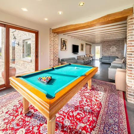 Villa Les Charmes Premium Villa For 20 Guests Holiday home