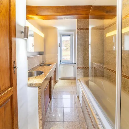 Villa Les Charmes Premium Villa For 20 Guests Holiday home *