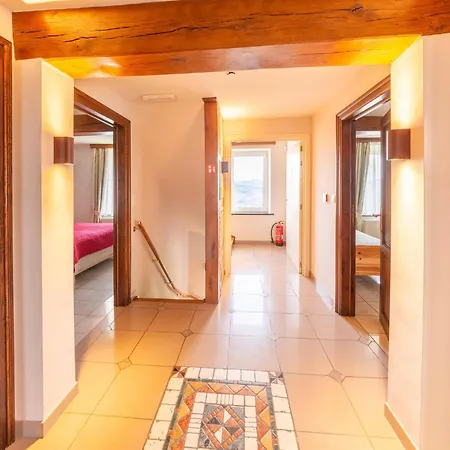 Villa Les Charmes Premium Villa For 20 Guests *