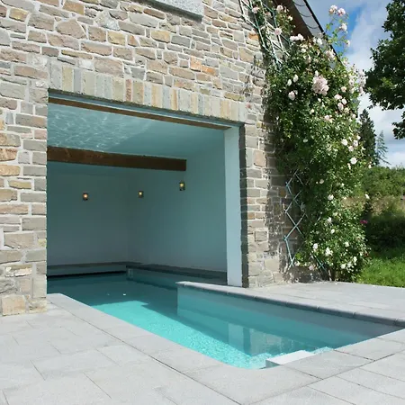 Vakantiehuis Villa Les Charmes Premium Villa With Pool For 20 Guests Habiemont