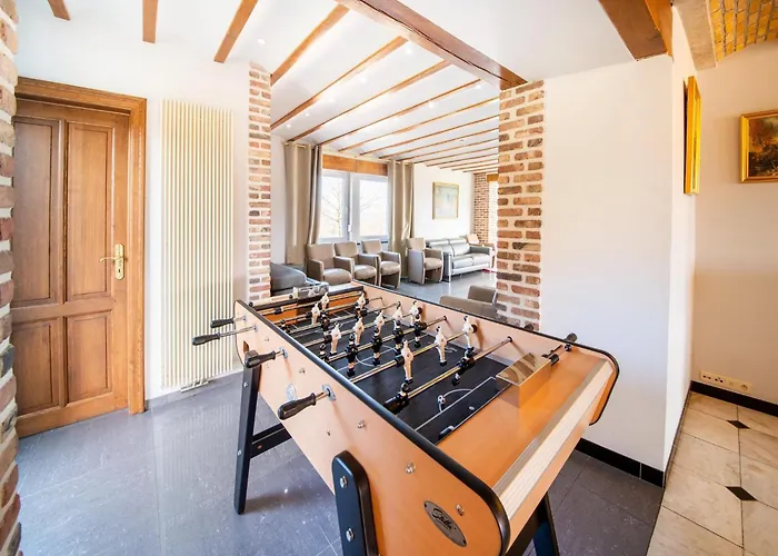 Vakantiehuis Villa Les Charmes Premium Villa With Pool For 20 Guests Habiemont