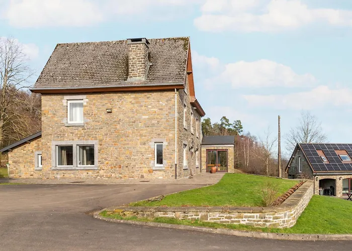 Villa Les Charmes Premium Villa With Pool For 20 Guests Vakantiehuis