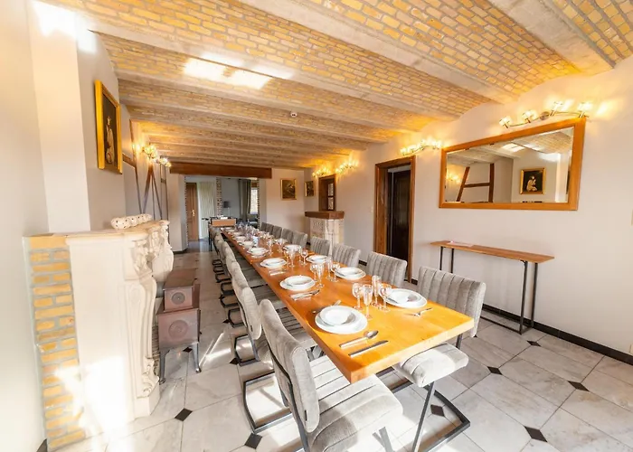 Vakantiehuis Villa Les Charmes Premium Villa With Pool For 20 Guests