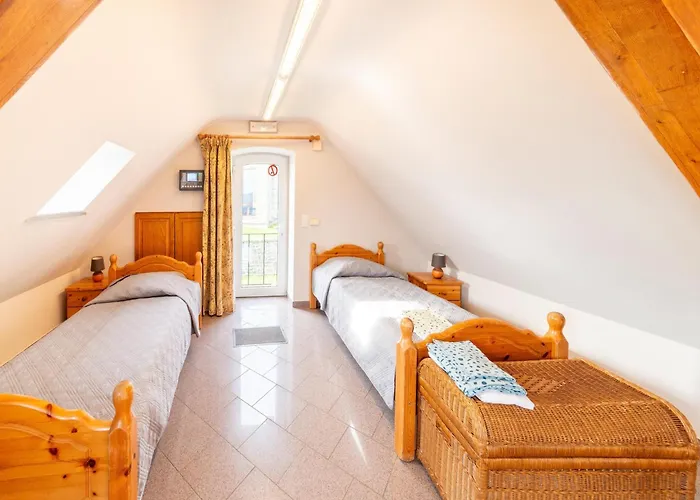 Villa Les Charmes Premium Villa With Pool For 20 Guests Habiemont