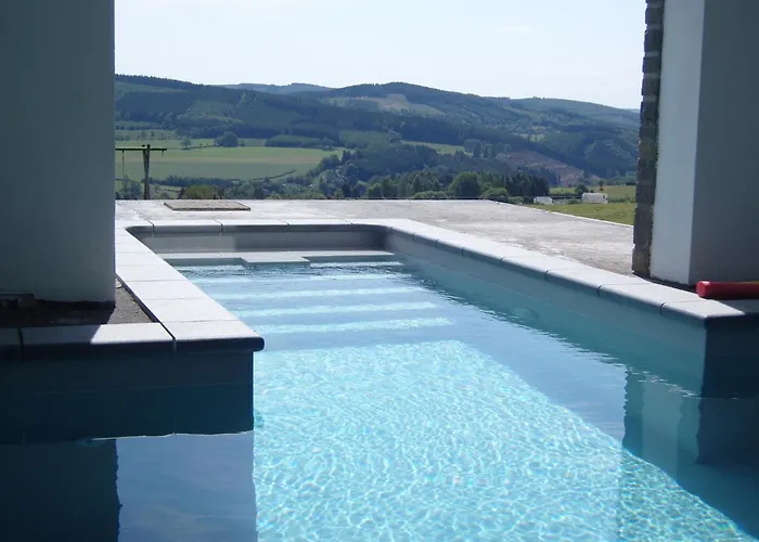 Vakantiehuis Villa Les Charmes Premium Villa With Pool For 20 Guests
