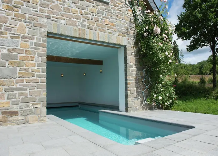 Vakantiehuis Villa Les Charmes Premium Villa With Pool For 20 Guests Habiemont